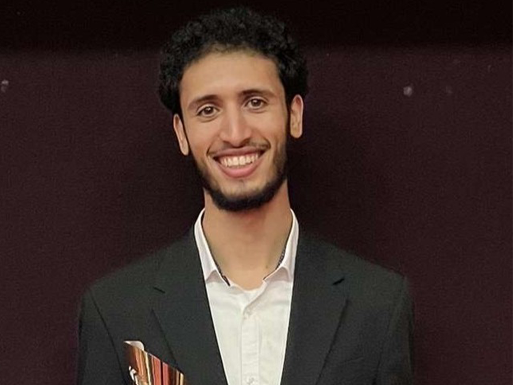 Ilias, étudiant distingué pour son engagement